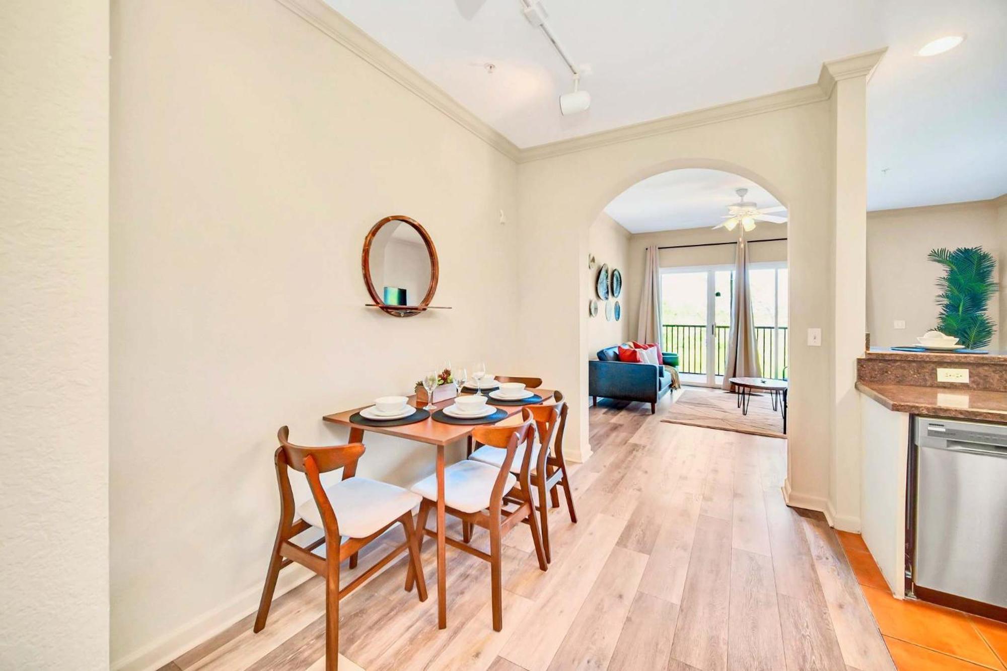 Stunning 2Br Condo With Hot Tub And Pool, Near Disney! Orlando Exterior foto